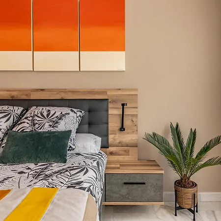 Winter Pool Tennis Gym Jacuzzi Sauna Near Marbella Estepona