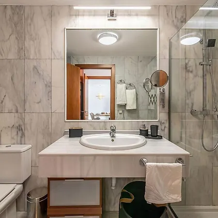 Winter Pool Tennis Gym Jacuzzi Sauna Near Marbella *