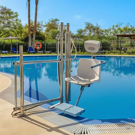 Winter Pool Tennis Gym Jacuzzi Sauna Near Marbella Апартаменти