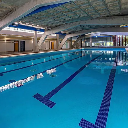 Winter Pool Tennis Gym Jacuzzi Sauna Near Marbella Апартаменти