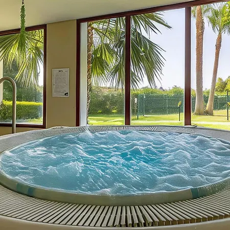 Апартаменти Winter Pool Tennis Gym Jacuzzi Sauna Near Marbella *