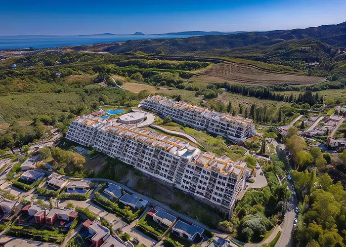 Parque Botanico Country Club Near Marbela Apartment Estepona